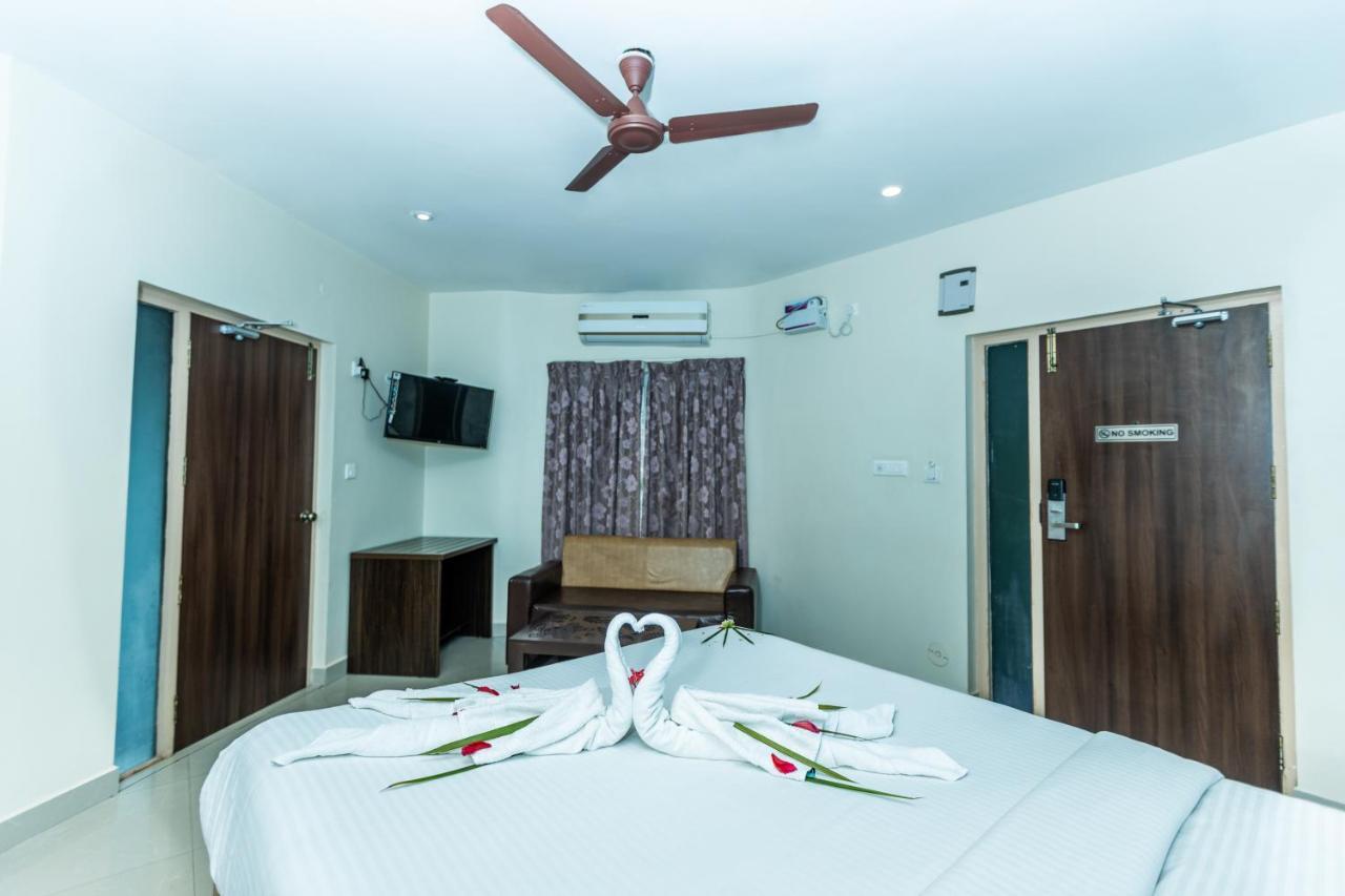 Lamel Cove Beach Resort Pondicherry Eksteriør bilde